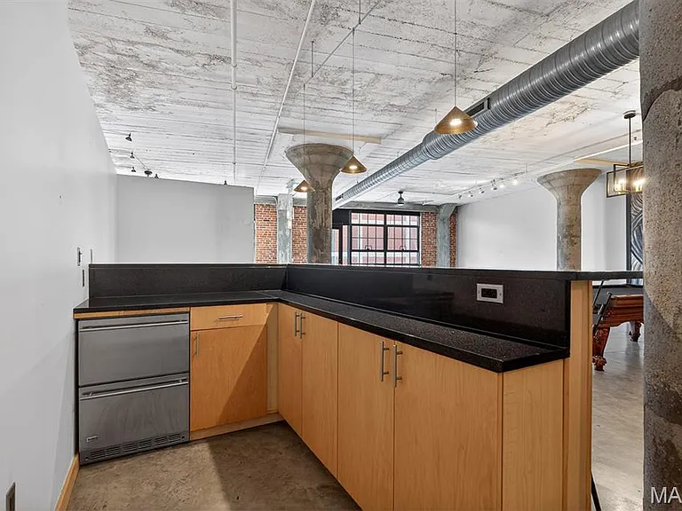 1611 Locust St #603 — Photo 8