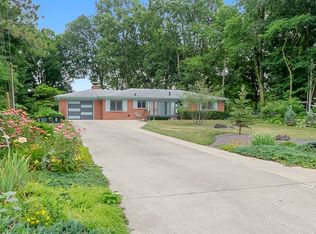 33 Norbloom Ave, Normal, IL 61761