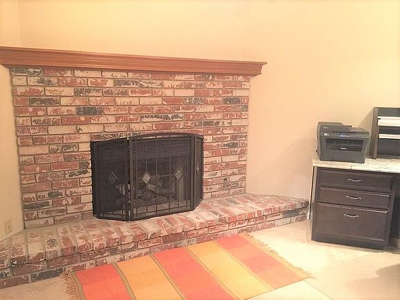 Office with Gas Fireplace