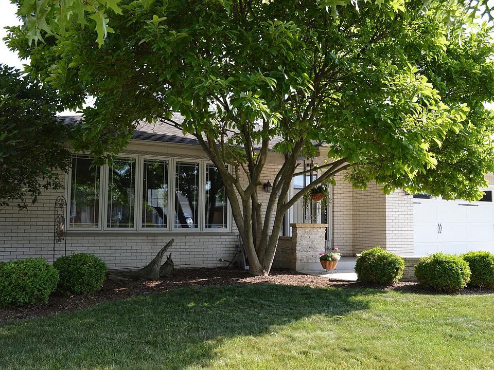 1st image of 7627 Palm Ct