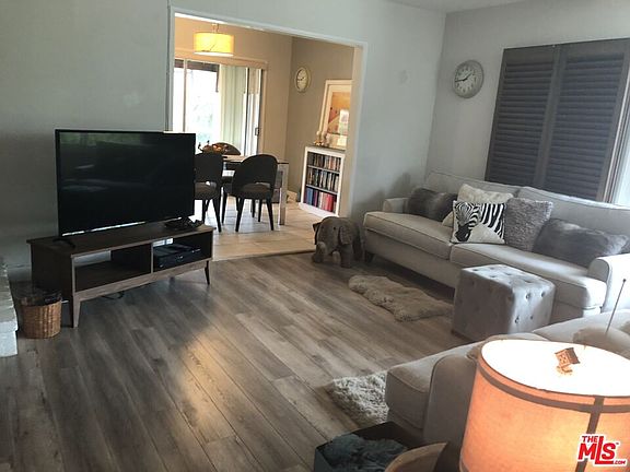 3rd image of 6607 Glade Ave