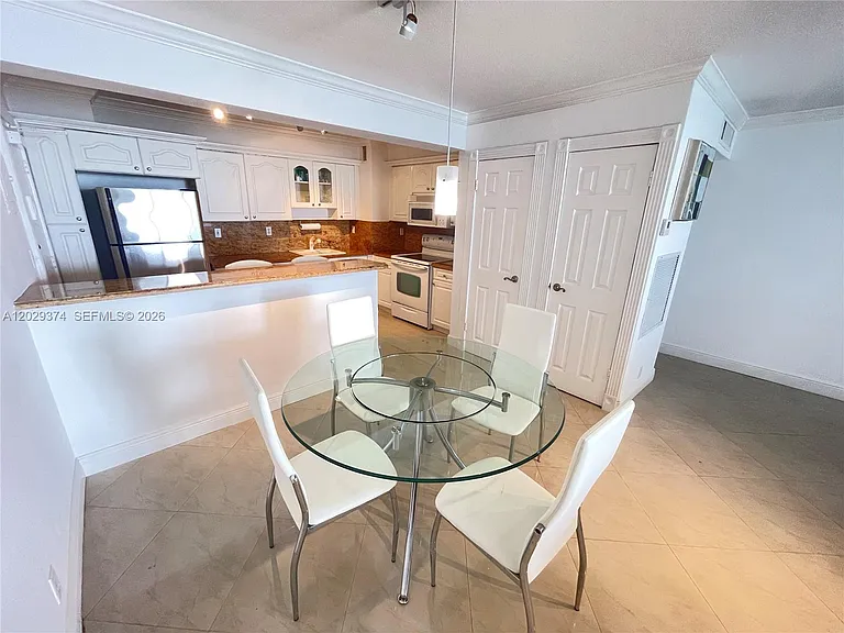 9195 Collins Ave #1001 — Photo 11