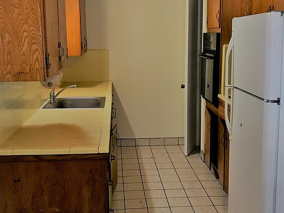4th image of 3035 Magliocco Dr APT 4