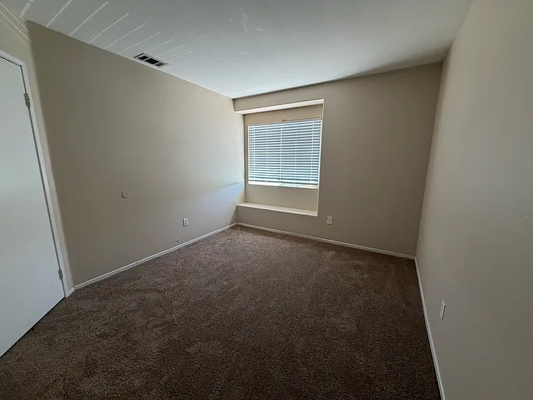 1439 Avena Way — Photo 16