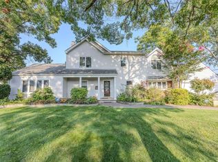 142 Tennyson Ave, Westbury, NY 11590