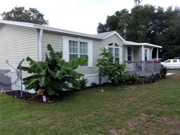 37318 Tropical Dr, Zephyrhills, FL 33541