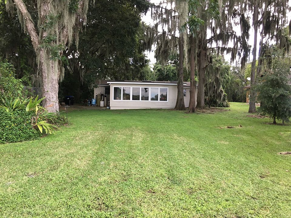 view of back of house