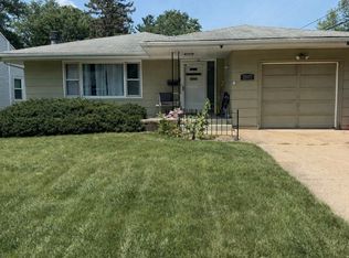 2107 Ohio Pkwy, Rockford, IL 61108