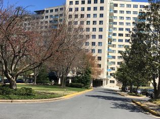 10201 Grosvenor Pl APT 409, Rockville, MD 20852