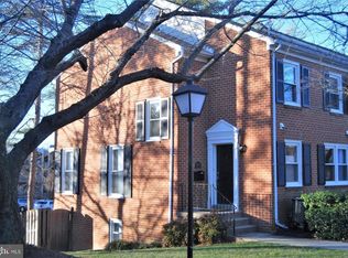 10216 Arizona Cir, Bethesda, MD 20817