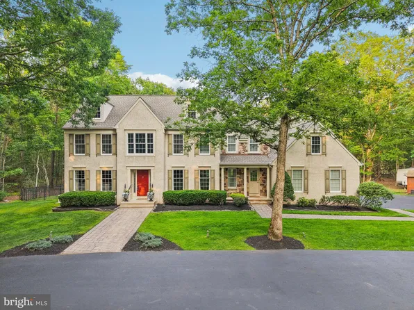 24 Crested Butte Ct, Shamong, NJ 08088