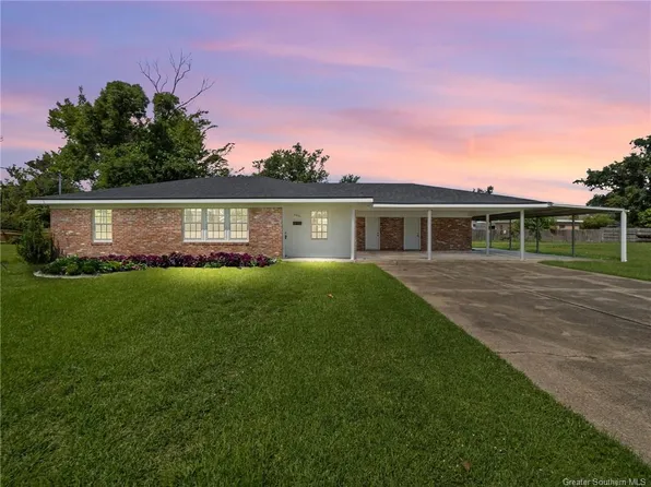 2420 Dietz St, Lake Charles, LA 70601