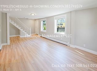 621 Main St APT A, Sturbridge, MA 01566