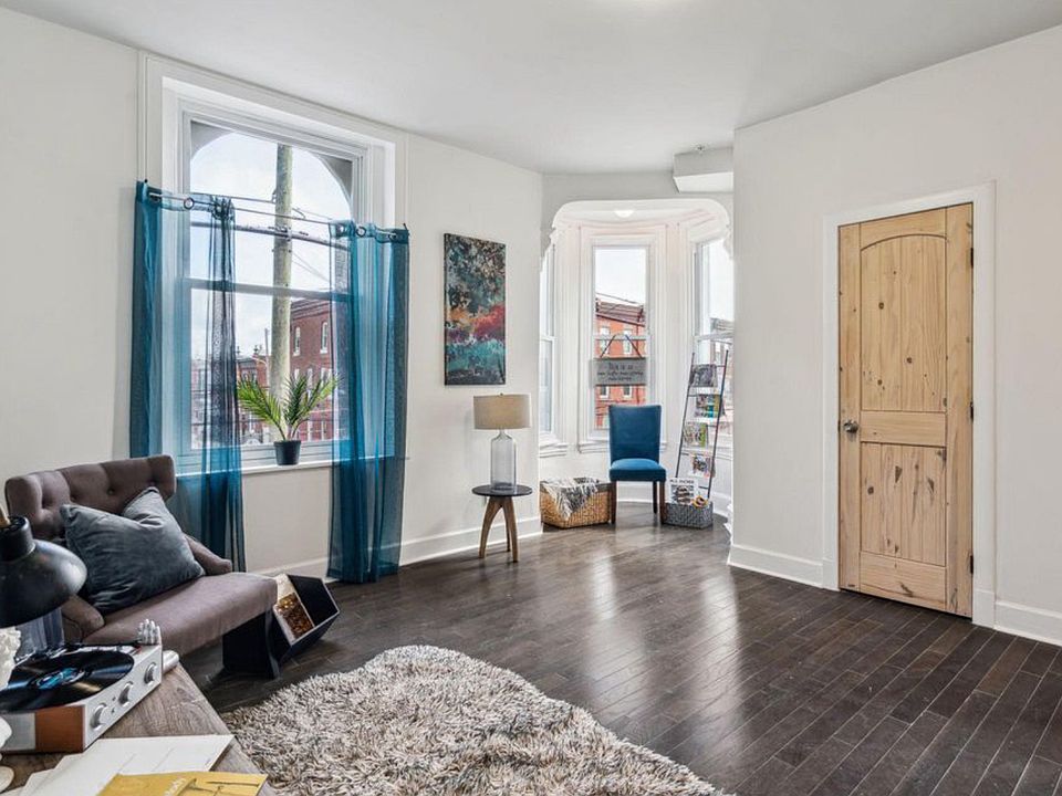 1st image of 2814 W Oxford St #2