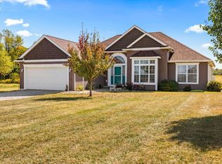 2477 Snyder Rd, Willard, OH 44890