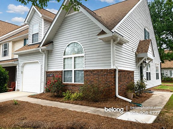 2nd image of 11163 Saintsbury Pl #Townhouse