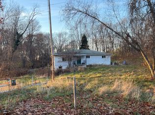 306 Center Dr, Chicora, PA 16025