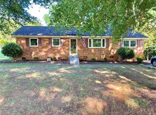 8212&8216 Fairgrove Church Rd, Browns Summit, NC 27214