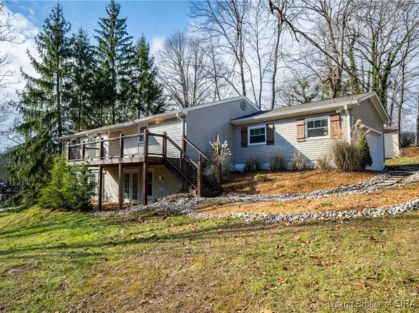 4001 Rustic Hills Court, Floyds Knobs, IN 47119