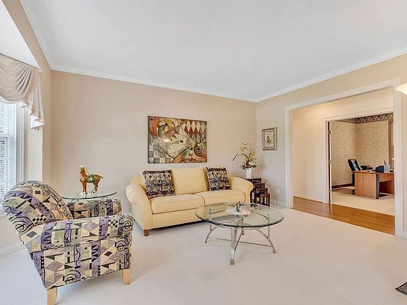 4th image of 6775 Cherry Laurel Dr