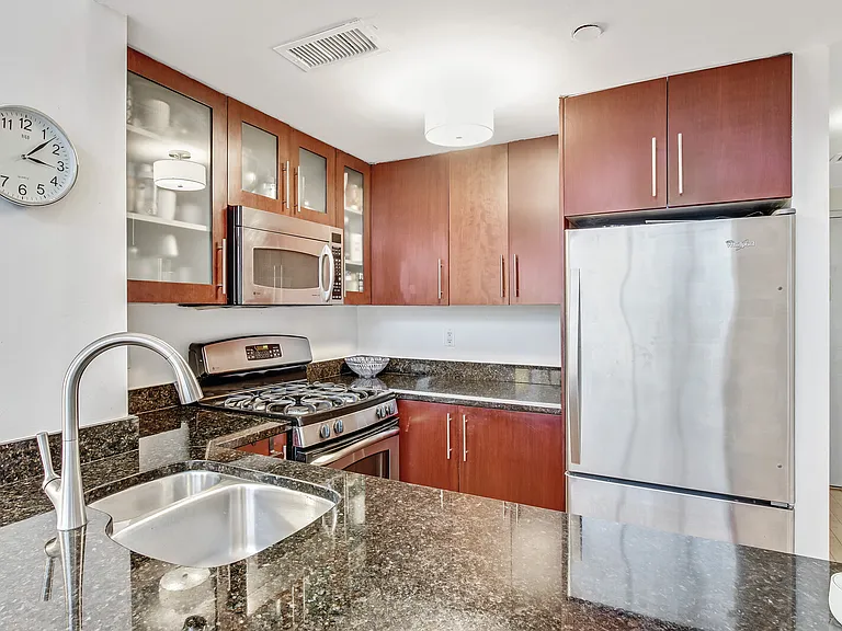 57 Maspeth Ave #1A — Photo 10