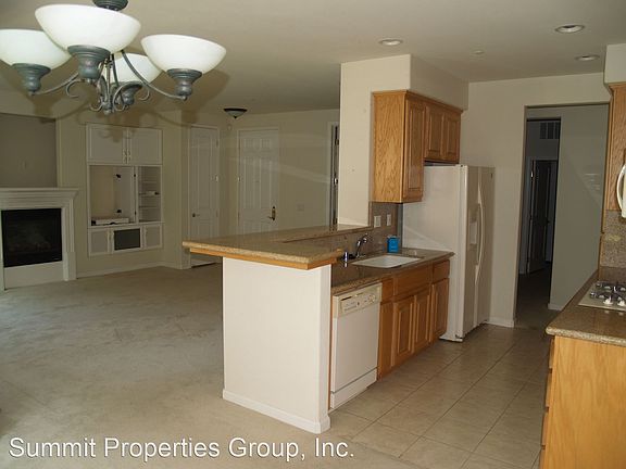 3rd image of 3631 Whitworth Dr