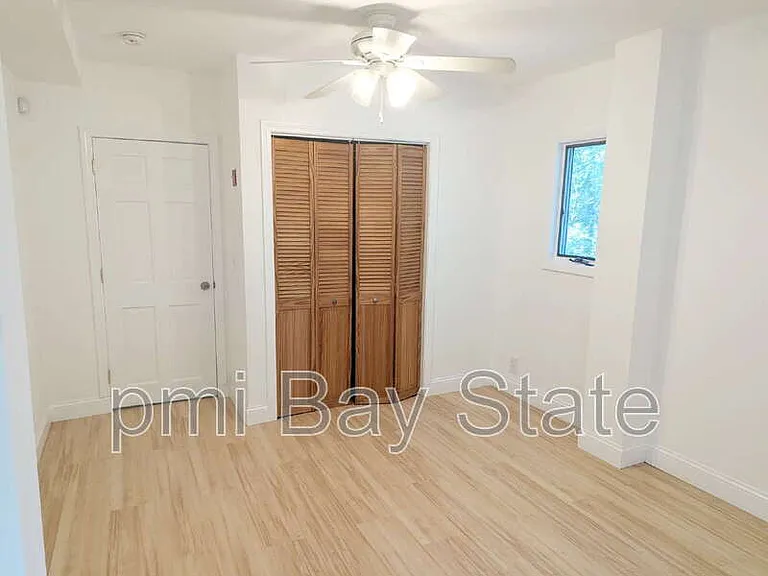 3 Weston St #1 — Photo 17
