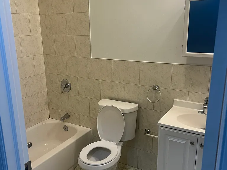 231 Dayton Ave #5 — Photo 8