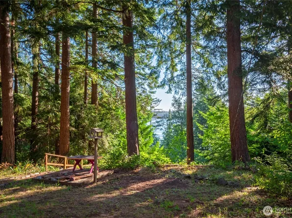 1265 Island Drive, Lummi Island, WA 98262