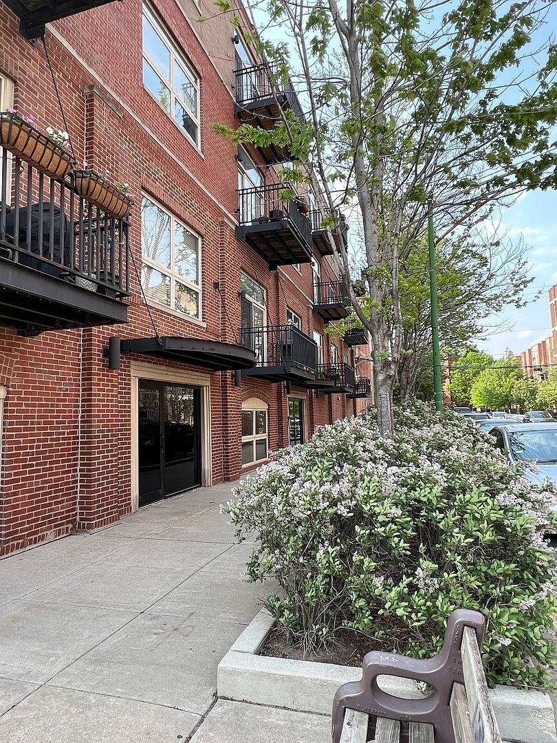 2806 N Oakley Ave APT 406, Chicago, IL 60618 | Zillow