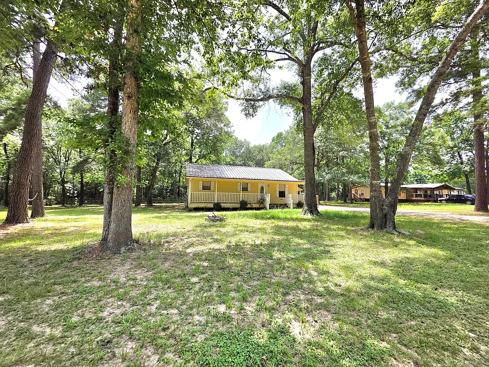 12105 Old County Rd