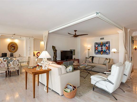 5th image of 4401 Gulf Shore Blvd N #C-704
