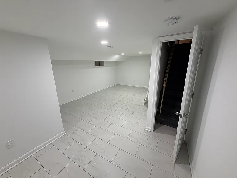 1318 Arch St — Photo 8