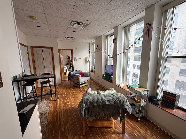 72 Kneeland St #501 — Photo 3