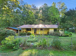 3659 Tinker Hollow Rd, Pigeon Forge, TN 37863