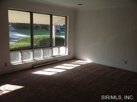 2nd image of 227 Lake Hillcrest Dr