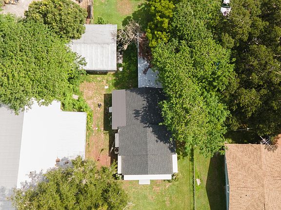 5th image of 1450 E Davidson St #A