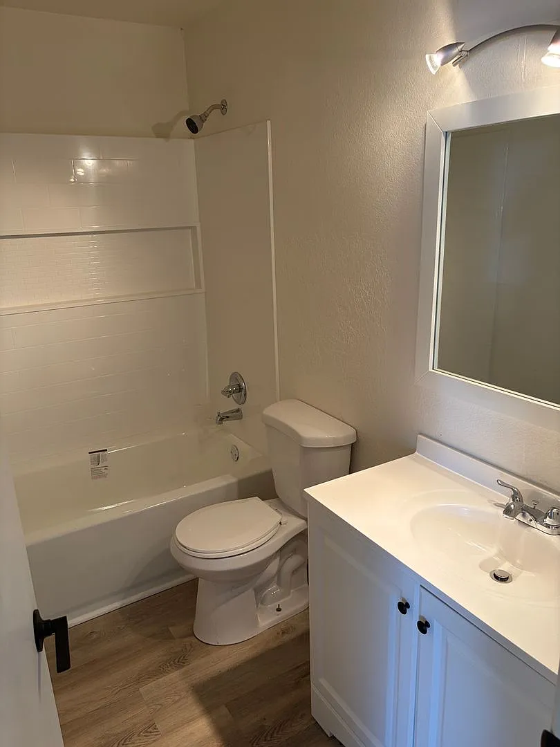 remodeled two bed apartment in Mesa — Photo 4