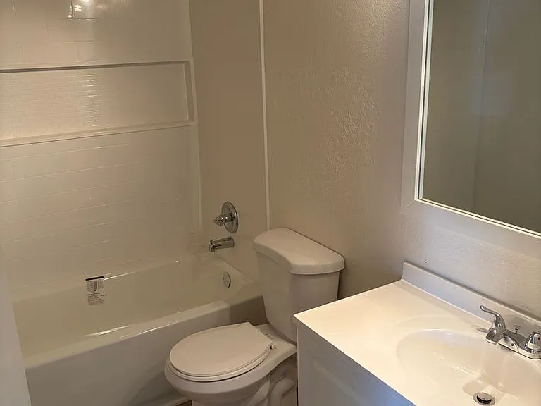 514 S Bellview #3 — Photo 4