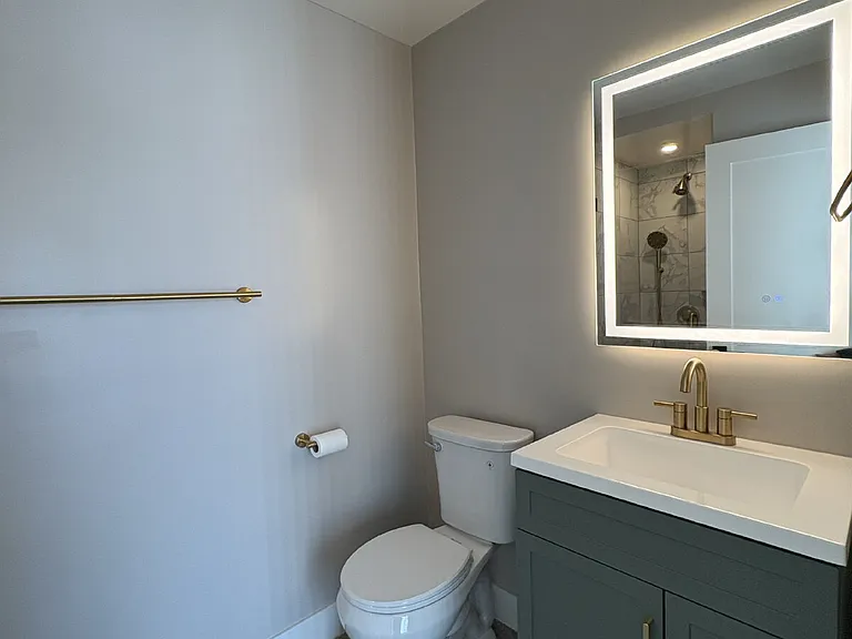 230 Emery St — Photo 15