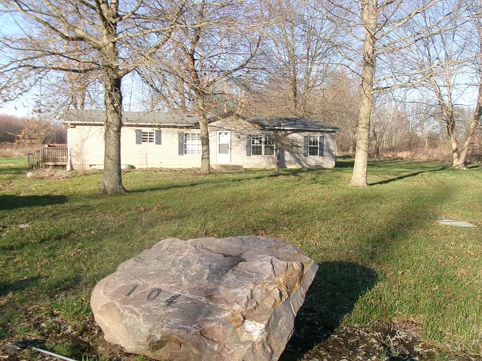 1st image of 104 Country Way Ln