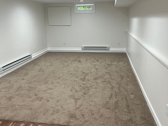 5th image of 10 Pinebrook Dr