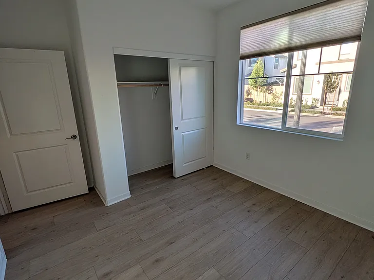 3250 Silo Paseo — Photo 2