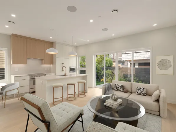 5407 Wales St, Vancouver, BC V5R 3M5