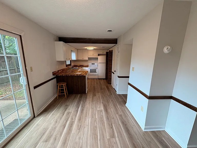 1775 Milledge Ave #15 — Photo 10