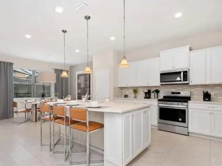 Misty Oak Cir — Photo 1
