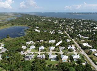 1151 NE Pinehill Ter, Jensen Beach, FL 34957