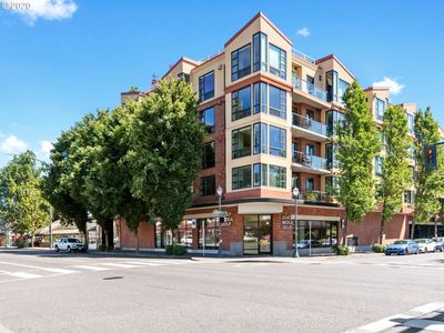 1620 Northeast Broadway, Portland, OR, 97232