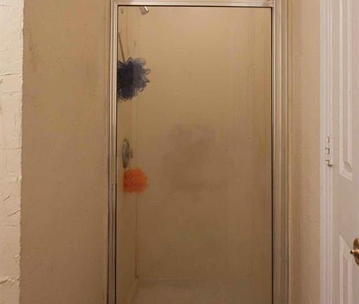 5th image of 14800 Lantern Dr