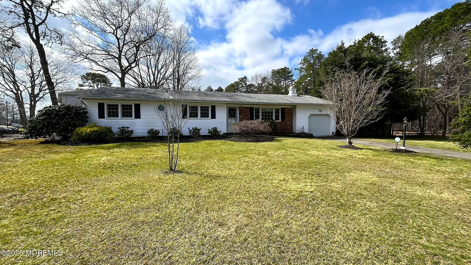 440 Birch Bark Drive photo 1